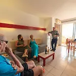 Ξενοδοχείο με διαμερίσματα Agathea 3*