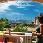 Agathea 아파트호텔 아그