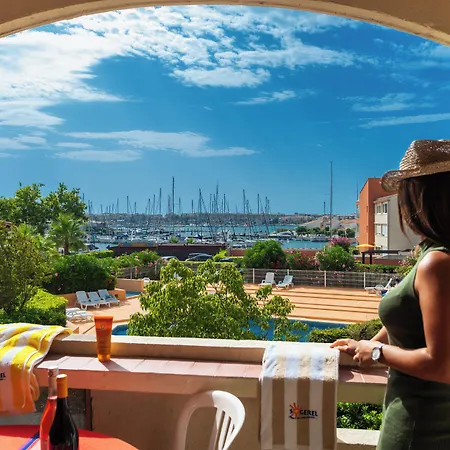 Agathea アパートホテル アグド