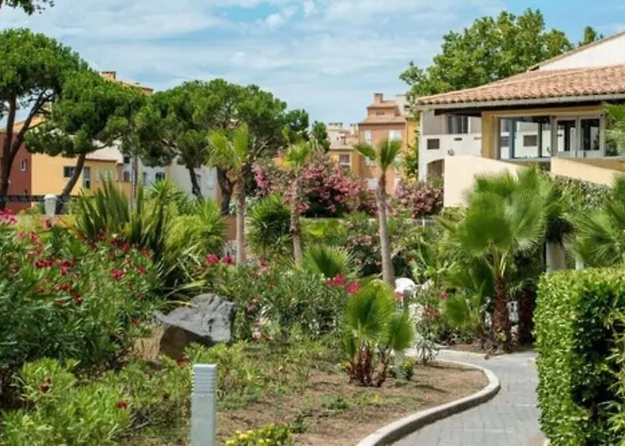 Agathea Aparthotel 3*