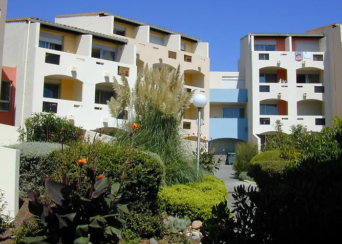 Agathea Aparthotel 3*